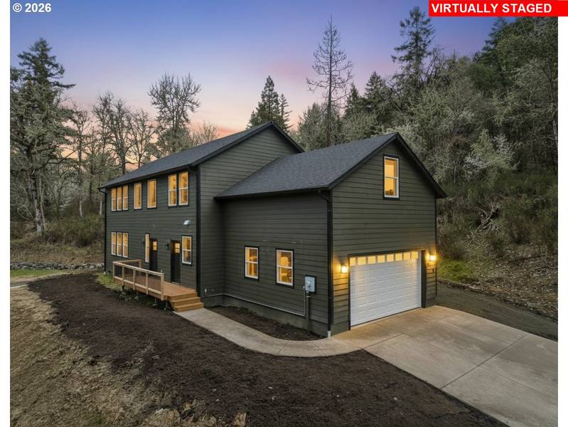 610 TERRACE DR, Glide, OR 97443