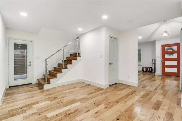 8722 Angora Street, Dallas, TX 75218