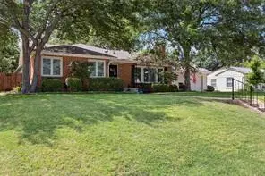 6371 Greenway Road, Fort Worth, TX 76116