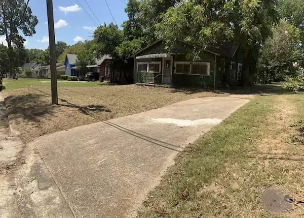 125 Fulton Street, Jacksonville, TX 75766