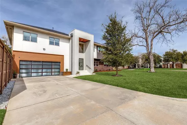 Dallas, TX 75220,9831 Lakemont Drive