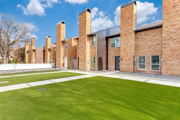 2228 Colony Court, Dallas, TX 75235