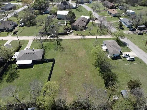 TBD W Castro Street, Lorena, TX 76655