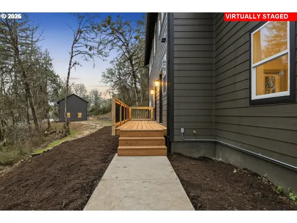 610 TERRACE DR, Glide, OR 97443