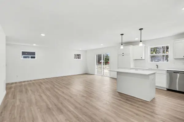 370 Sherman ST, Allegan City, MI 49010