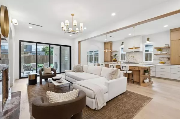 Dallas, TX 75206,2026 Euclid Avenue