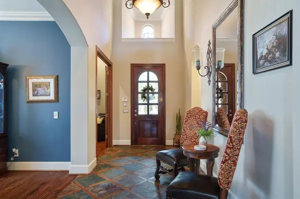 9144 Calvert Road, Lantana, TX 76226