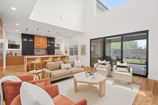 Dallas, TX 75220,3884 Cortez Drive