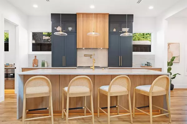 Dallas, TX 75220,3884 Cortez Drive