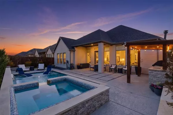 7513 Woodwheel Drive, Fort Worth, TX 76123