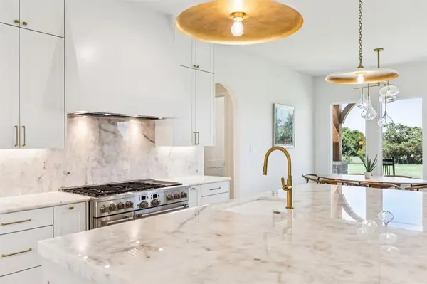 4411 Tea Olive Trail, Midlothian, TX 76065