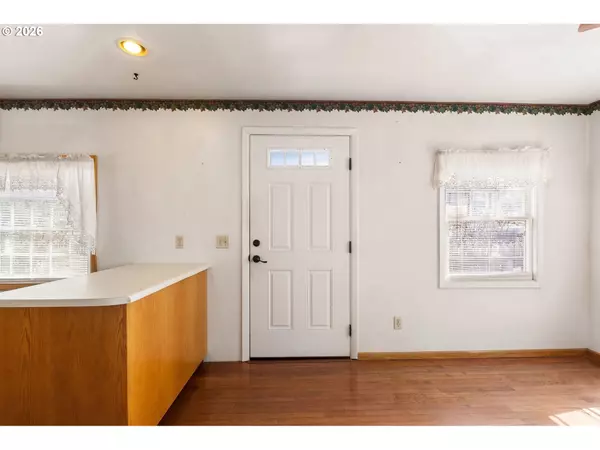 Oregon City, OR 97045,1615 VAN BUREN ST