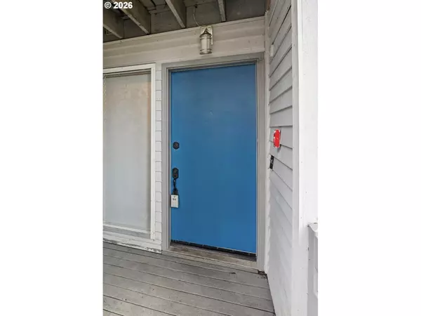 Lake Oswego, OR 97035,48 EAGLE CREST DR #5F