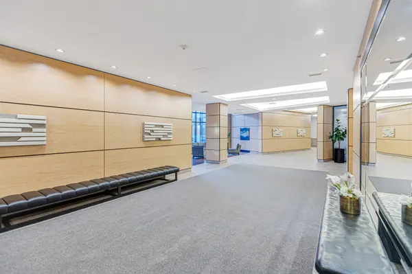 2900 Highway 7 N/A #2001, Vaughan, ON L4K 0G3