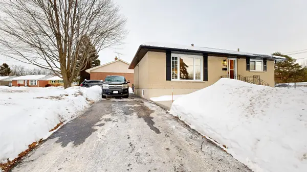 243 Bartholomew ST, Brockville, ON K6V 2S4