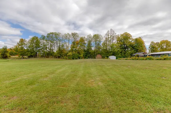 376 Letts Cemetery RD, North Algona Wilberforce, ON K0J 1T0