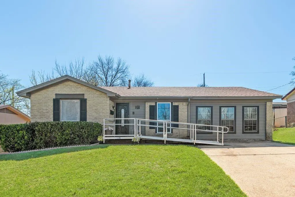 4120 Happy Canyon Drive, Dallas, TX 75241