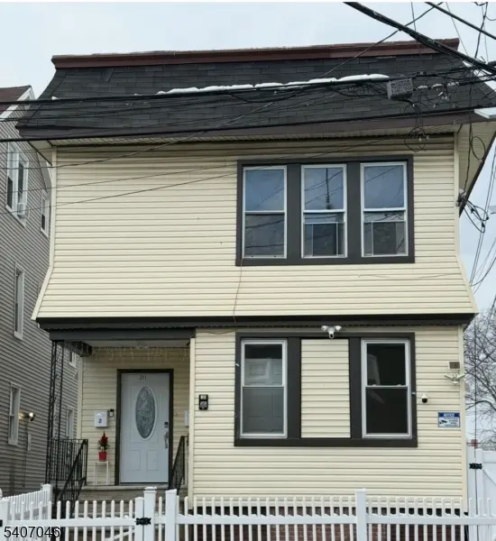 251 Clinton Pl, Newark City, NJ 07112