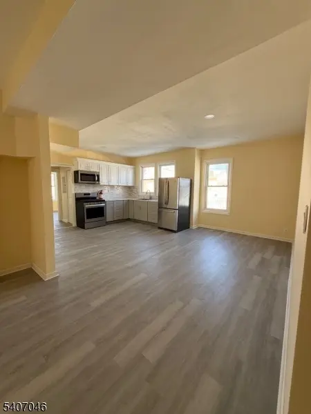 251 Clinton Pl, Newark City, NJ 07112