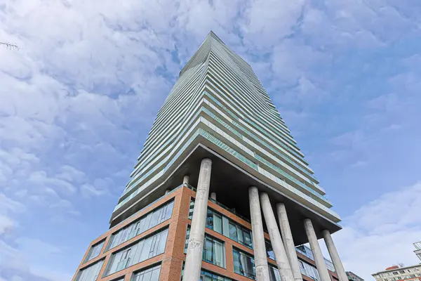 70 Distillery LN #601, Toronto C08, ON M5A 0E3