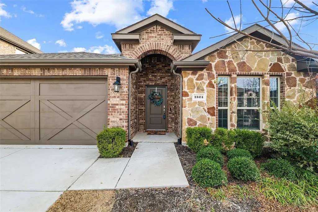 1524 Trailwood Terrace, Little Elm, TX 76227