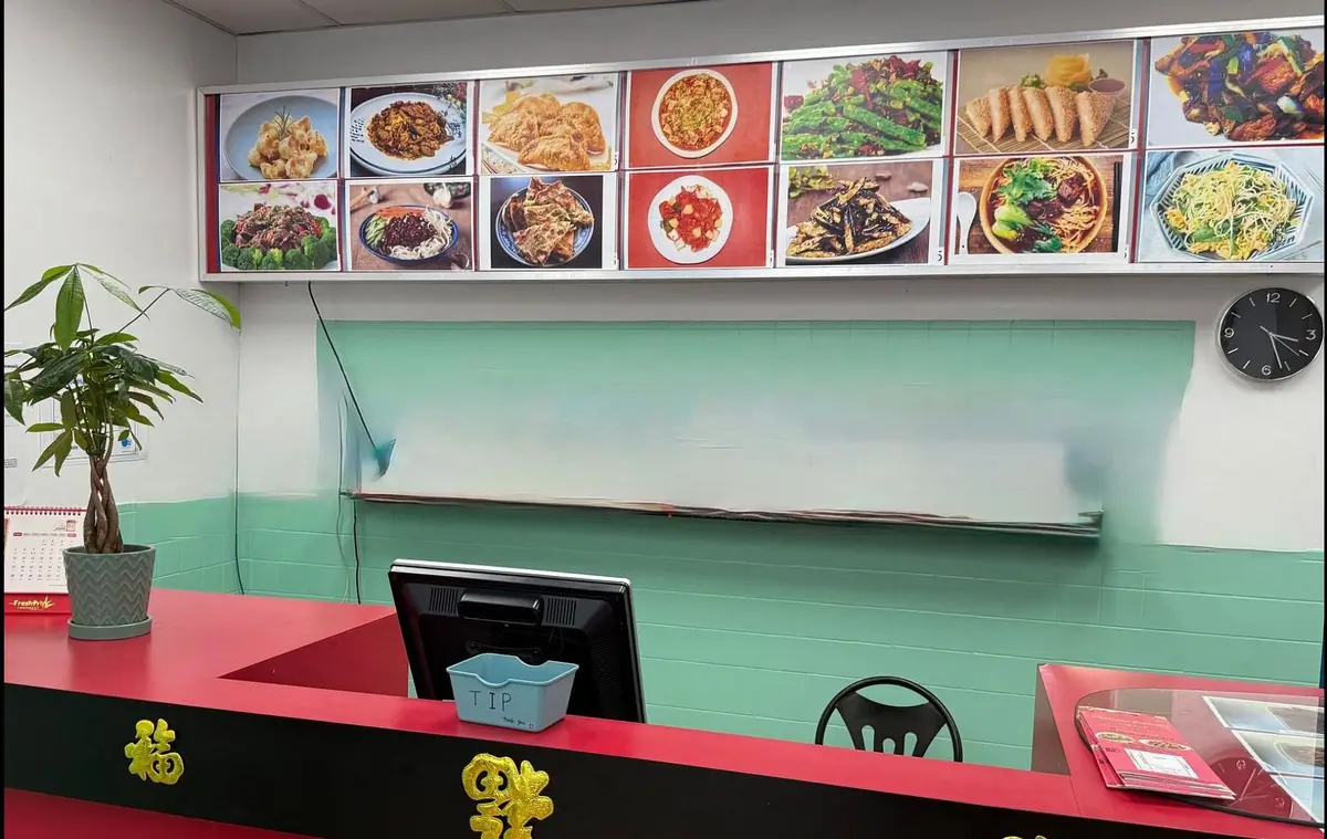 554 SHEPPARD AVE W, Toronto C06, ON M3H 2R9