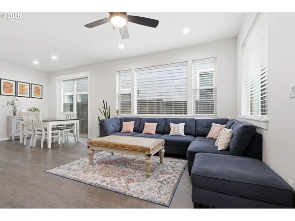 8165 SE VERMONT ST, Hillsboro, OR 97123