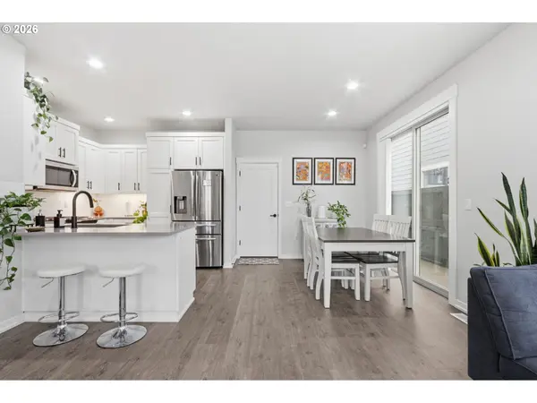 8165 SE VERMONT ST, Hillsboro, OR 97123