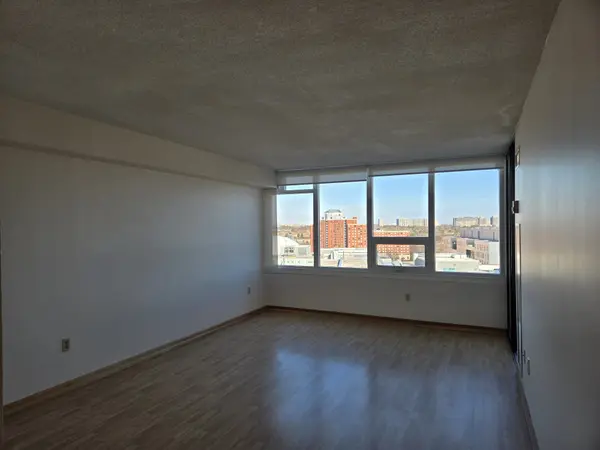 55 Skymark DR #808, Toronto C15, ON M2H 3N4