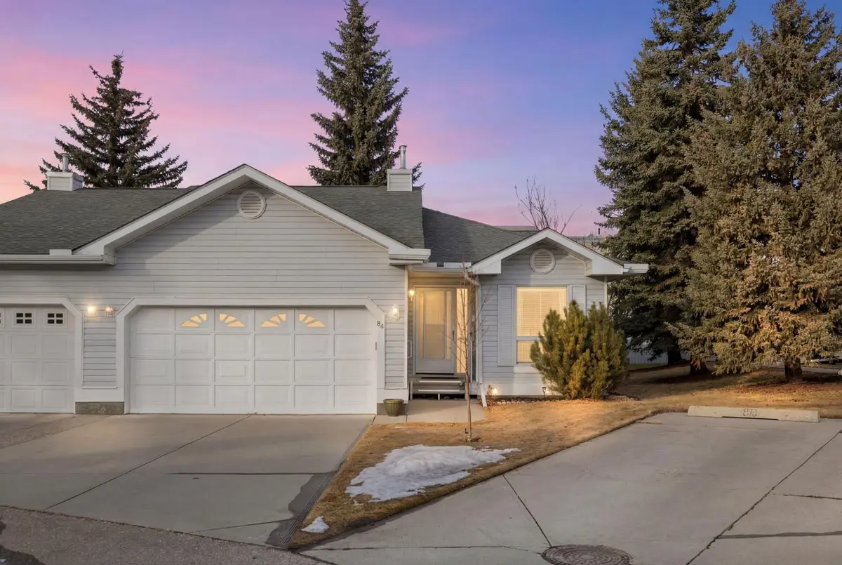 84 Deer Ridge Close SE, Calgary, AB T2J 7C2