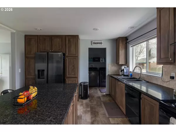 Irrigon, OR 97844,240 NW JEWELL CT