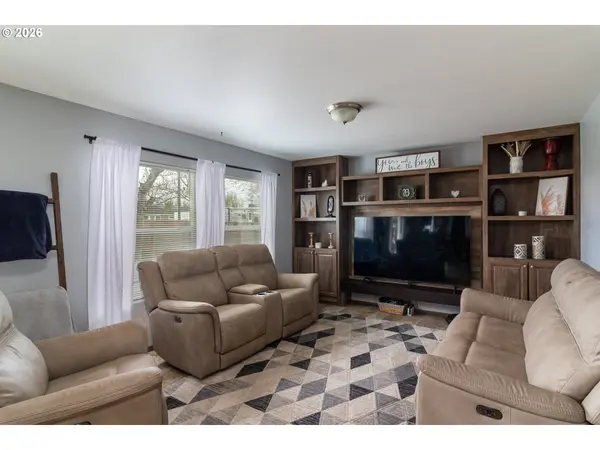 240 NW JEWELL CT, Irrigon, OR 97844