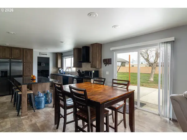 240 NW JEWELL CT, Irrigon, OR 97844