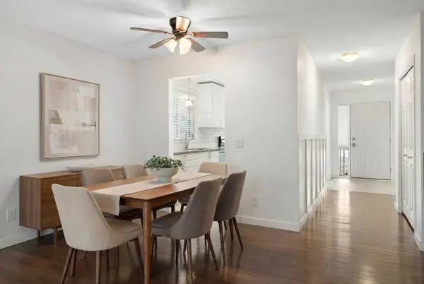 84 Deer Ridge Close SE, Calgary, AB T2J 7C2