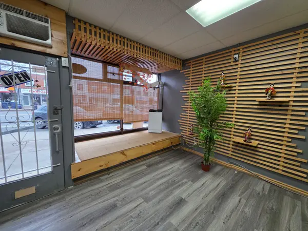 973 Coxwell AVE, Toronto E03, ON M4C 3G4