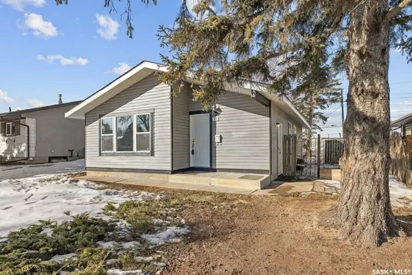 91 Howell AVENUE, Saskatoon, SK S7L 3S9