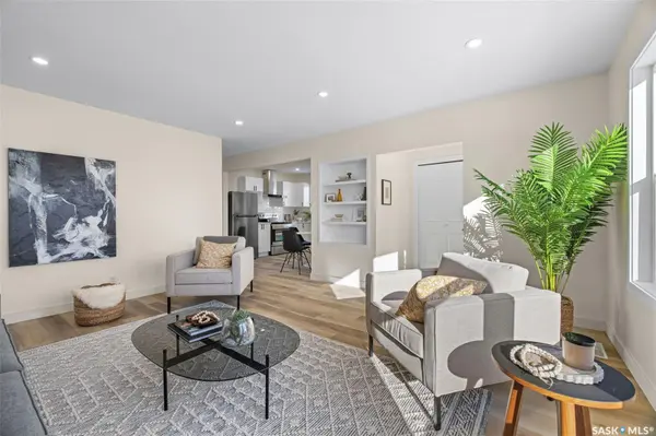 91 Howell AVENUE, Saskatoon, SK S7L 3S9