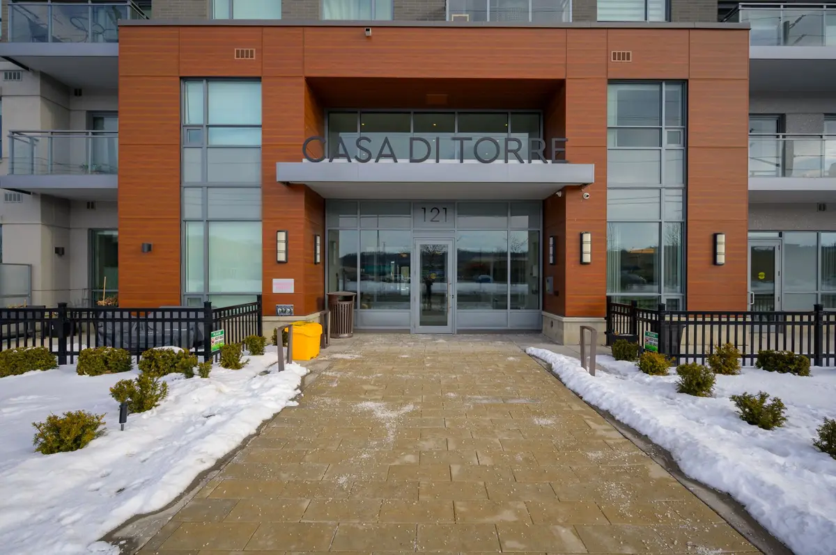 121 Highway 8 N/A #212, Hamilton, ON L8G 0A3