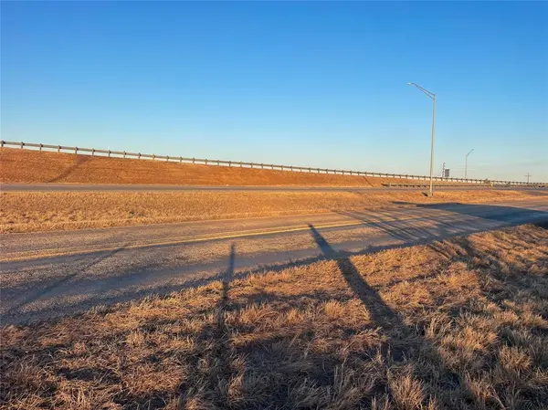 TBD S Access Rd, Tye, TX 79603