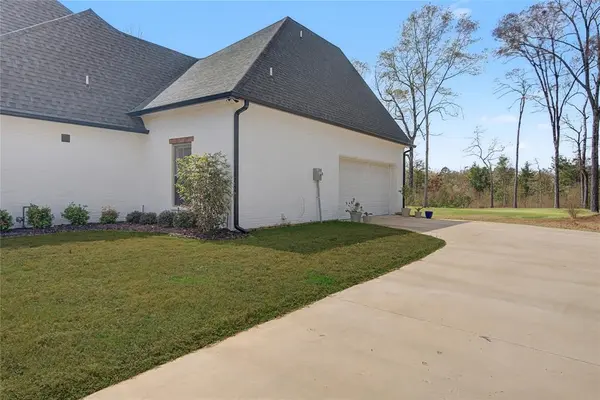 347 Ridge Drive, Stonewall, LA 71078