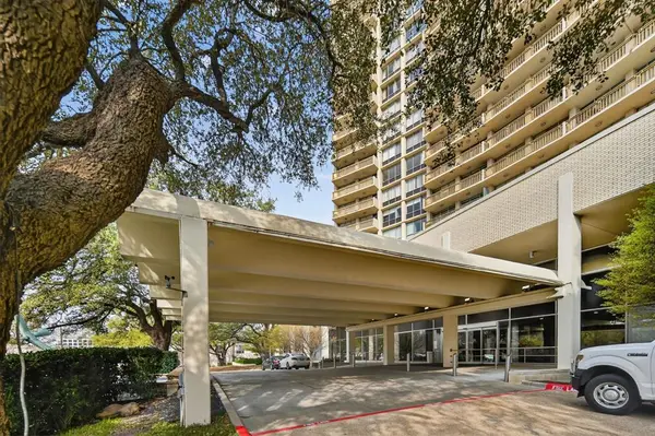 6211 W Northwest Highway #G811, Dallas, TX 75225