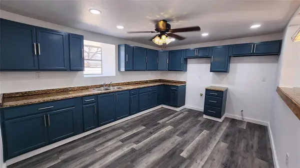 401 E Pierce Street, Winters, TX 79567