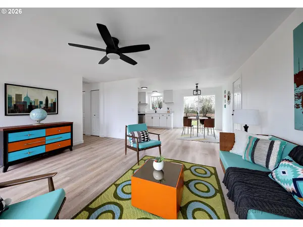 925 N PERSHING ST, Mt Angel, OR 97362