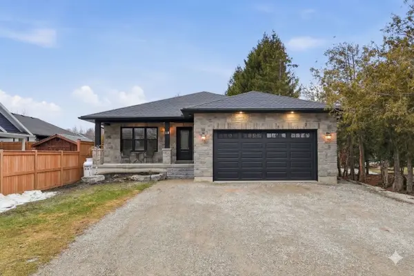 18 Geddes ST W, Minto, ON N0G 1M0