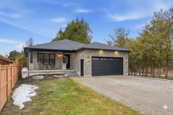 18 Geddes ST W, Minto, ON N0G 1M0