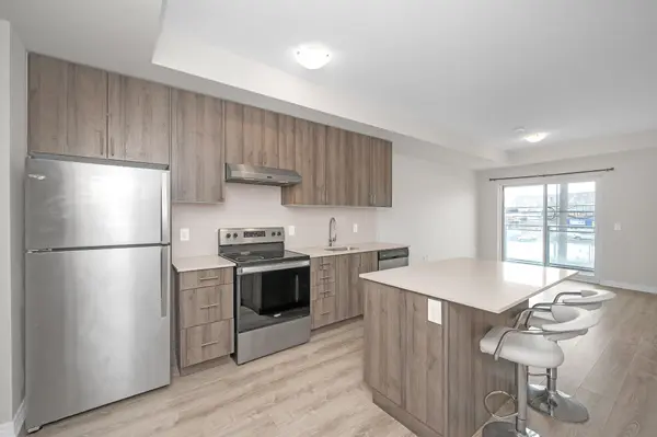 121 Highway 8 N/A #212, Hamilton, ON L8G 0A3