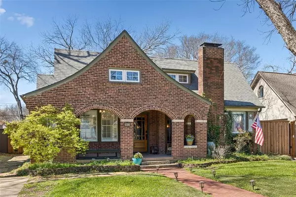 Dallas, TX 75208,1011 N Clinton Avenue