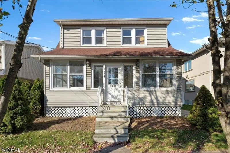 24-09 Rosalie St, Fair Lawn Boro, NJ 07410