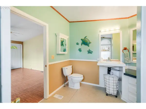 30500 S DEARDORFF RD, Molalla, OR 97038