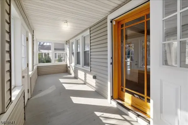 24-09 Rosalie St, Fair Lawn Boro, NJ 07410